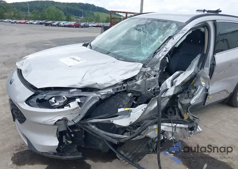 2020 Ford Escape Titanium from USA, damaged, VIN 1FMCU9J97LUB09258